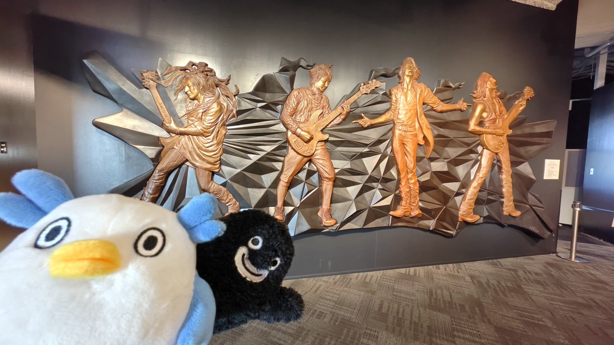 blackmoneeeey's tweet photo. GENズラ in Gスクエア ︎︎時間が微妙だったのでからくり時計のやつは見ず https://t.co/hnjcCRx0Nw