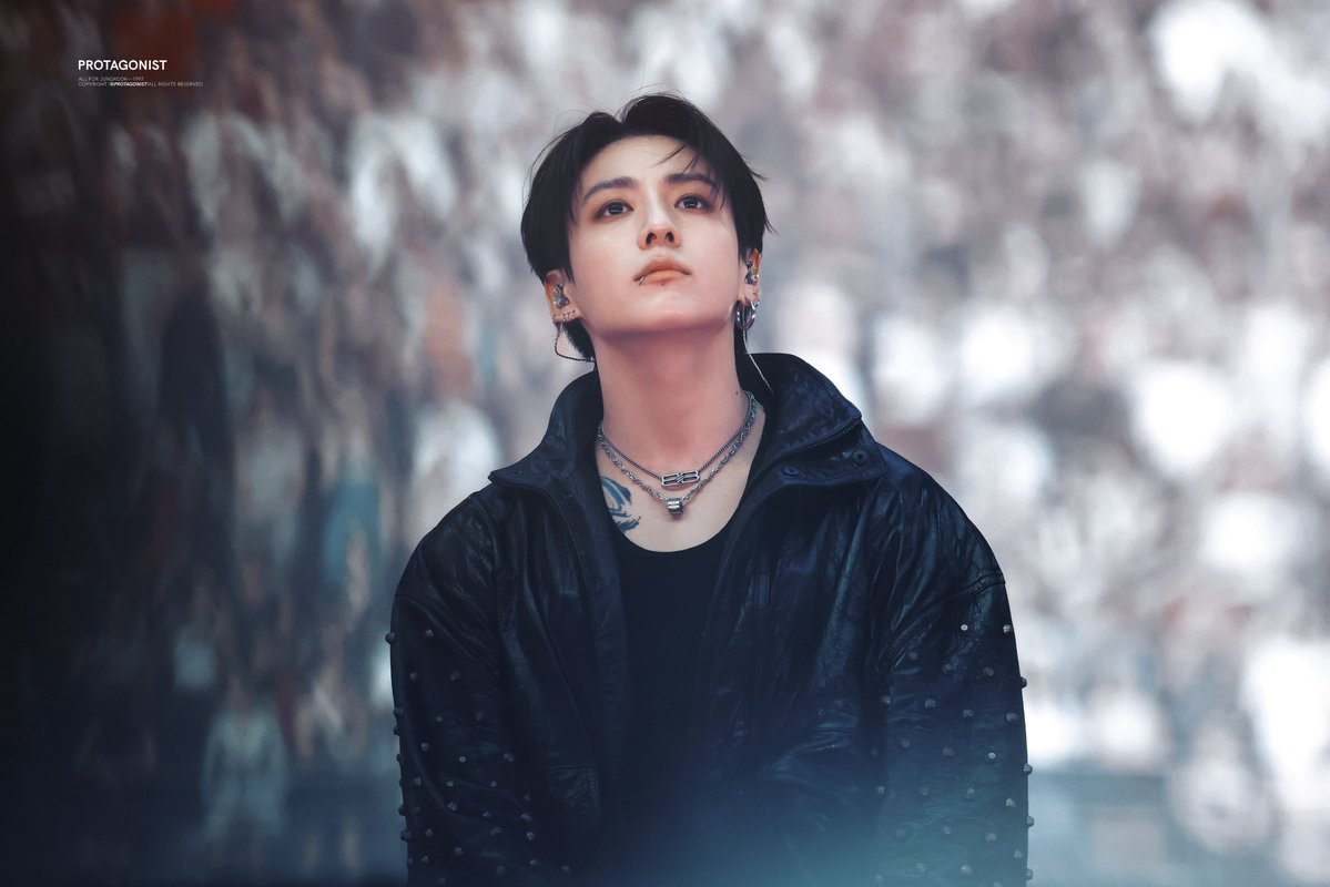 PROTAGONISTJJK's tweet photo. 🖤

#정국 #JUNGKOOK 
#BTS @BTS_twt
#BTS_ARIRANG #BTS_WORLDTOUR_ARIRANG https://t.co/oEBTNOtY1h
