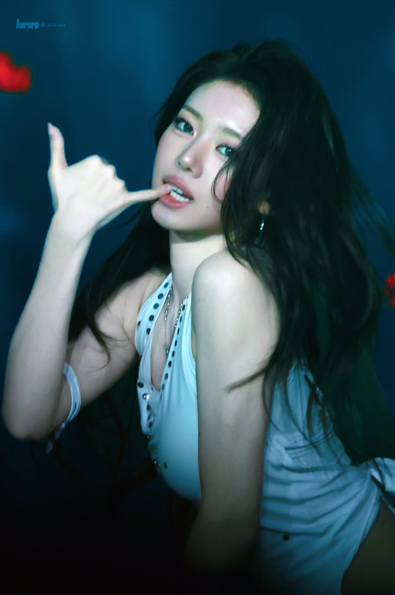 Aurora080814's tweet photo. 260809 잘한다

#RORA #로라 #BABYMONSTER #베이비몬스터 https://t.co/snxmFAamVo