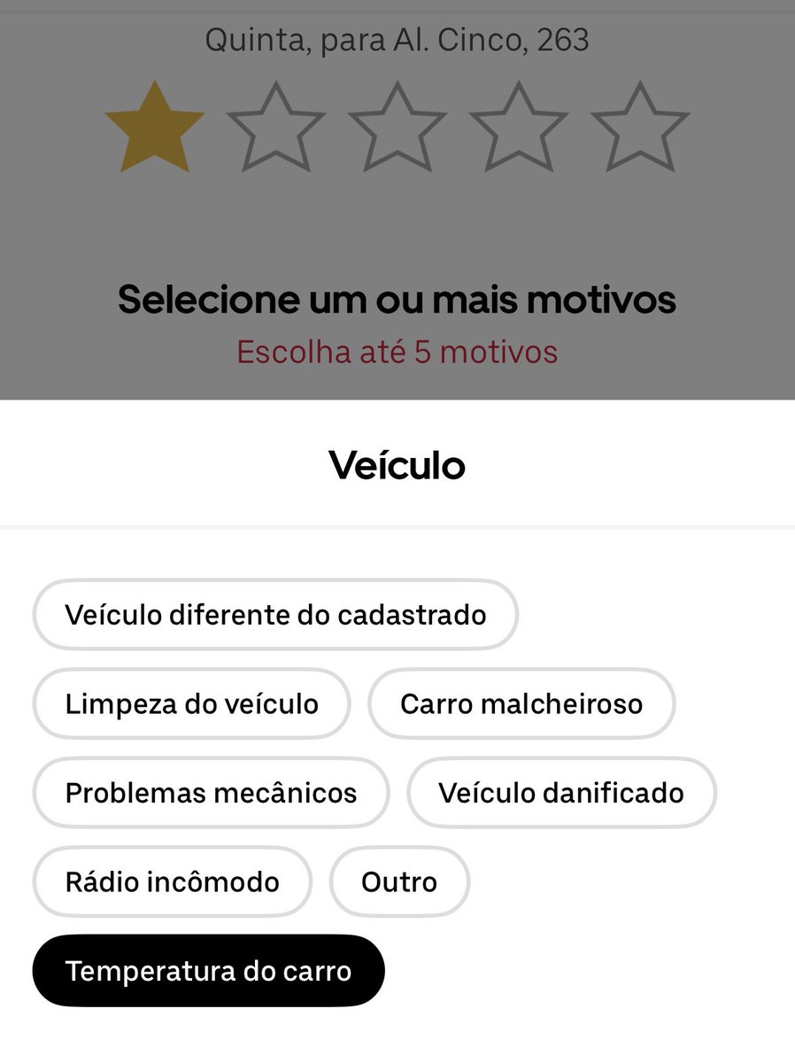 RafaelCamposw's tweet photo. Ontem eu pedi Uber comfort e selecionei a opção “temperatura fria” e simplesmente o motorista com vidros abertos. Eu vi na tela do celular dele que tinha letras garrafais com meu nome e escrito embaixo: “temperatura fria”. Resultado: uma estrela + denúncia. https://t.co/jhz3nI8jaX