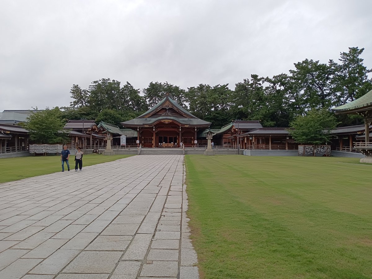 k_itoh0513's tweet photo. 本日は護国神社にて一般社団法人 全国強制抑留者協会の主催により『令和8年 新潟県シベリア抑留者慰霊の集い』が行われました。

私は新潟県知事からのメッセージを代読させて頂きました。 

先人の誇りを守り想いを受け継ぎ、次の時代まで日本を護り続けること。
その大切さを改めて胸に刻みました。 https://t.co/eYz7HjyZnq