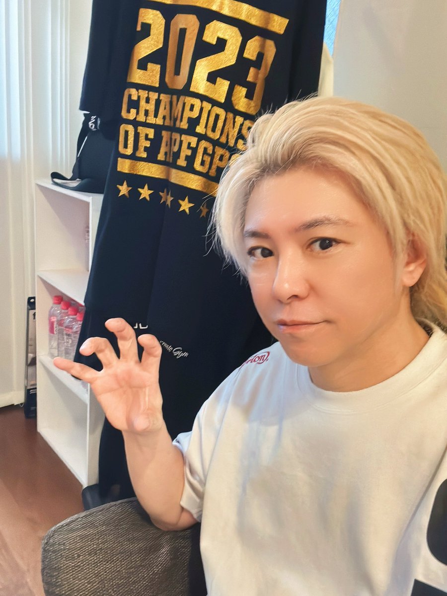 kingryoworld's tweet photo. ウィ🦁

今日もみんなお疲れ様やで٩( 'ω' )و

雷怖いんやで〜⚡️ https://t.co/xSn4Y8QkB7