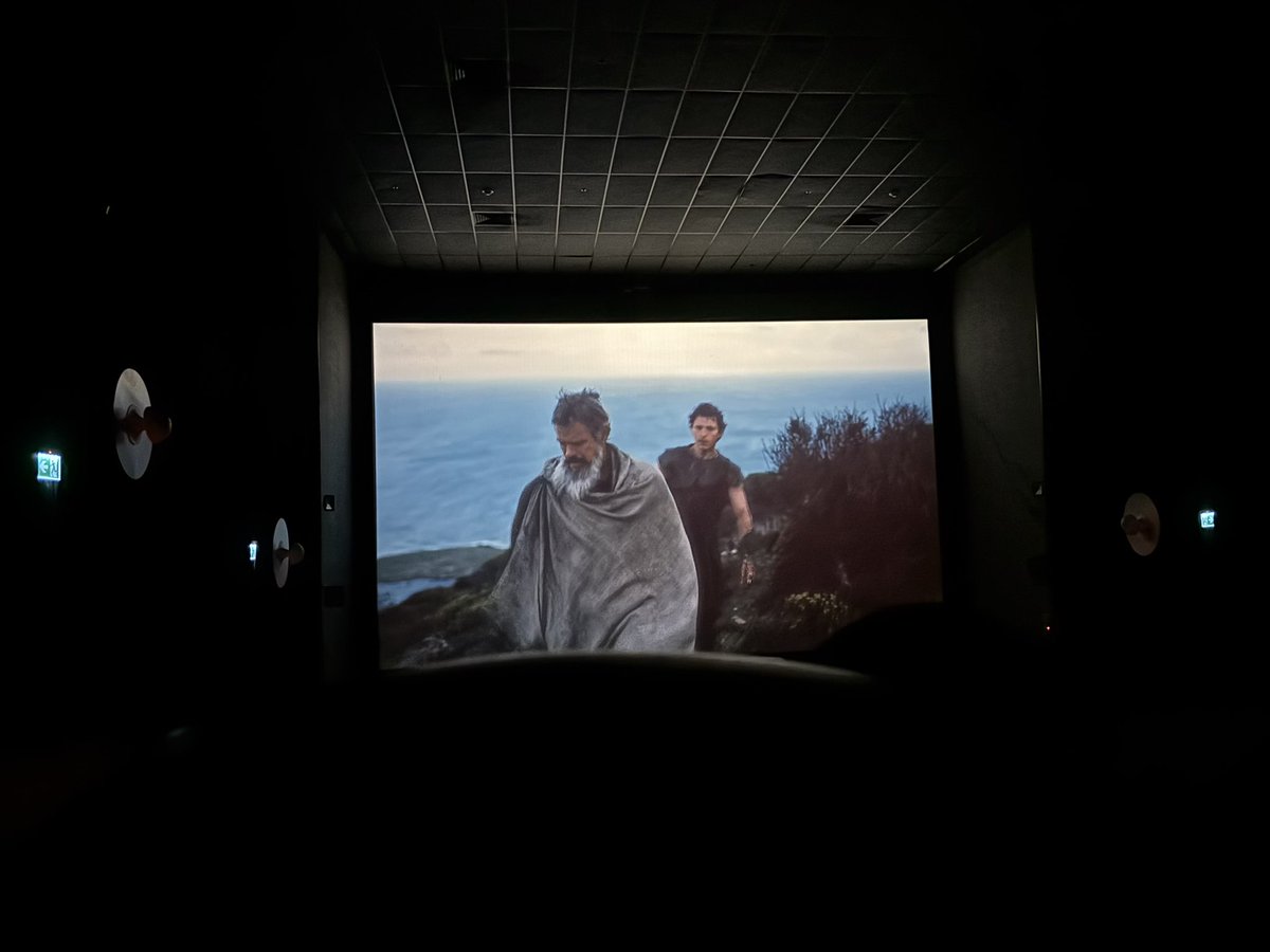 evaristobea's tweet photo. essa eh pra quem fala que nao tem imax no bangu shopping 👏👏👏 parabens banguuu qualidade 10 ! https://t.co/V6lKsSztZ5