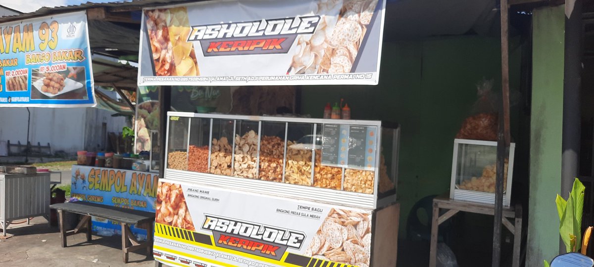 AlatinoAkbar's tweet photo. Banyak macam keripiknya
Jangan lupa like &amp; subscribe iya

https://t.co/v0gUV6l5Rb

#keripik
#keripiksingkong
#keripikpisang
#kulinerpalangkaraya
#palangkaraya https://t.co/ugydZNLdN8