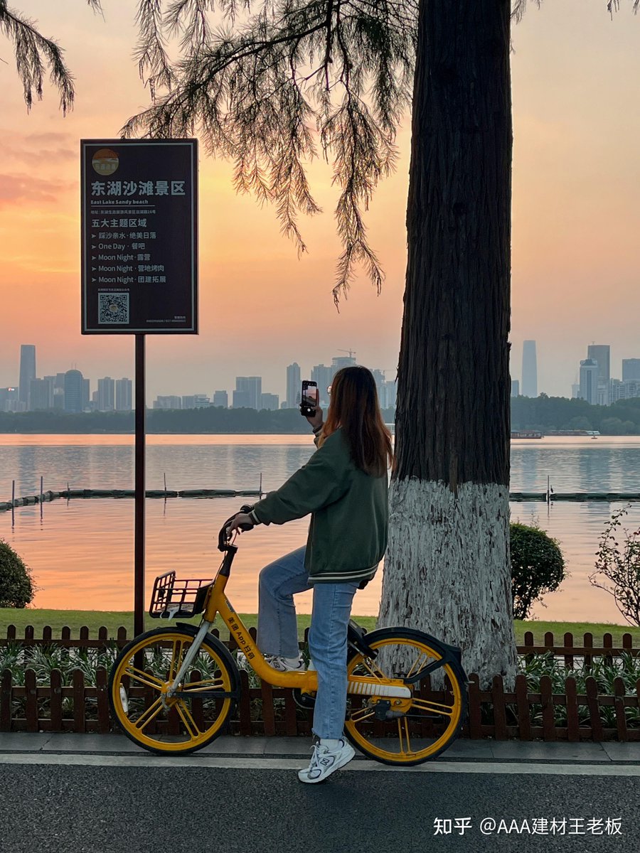 EricSmoothNYC's tweet photo. Just clocked 120km on today’s morning bike ride to the lakeside—fresh air and warm sun, perfect start to the weekend! https://t.co/UgfRTMKFqM