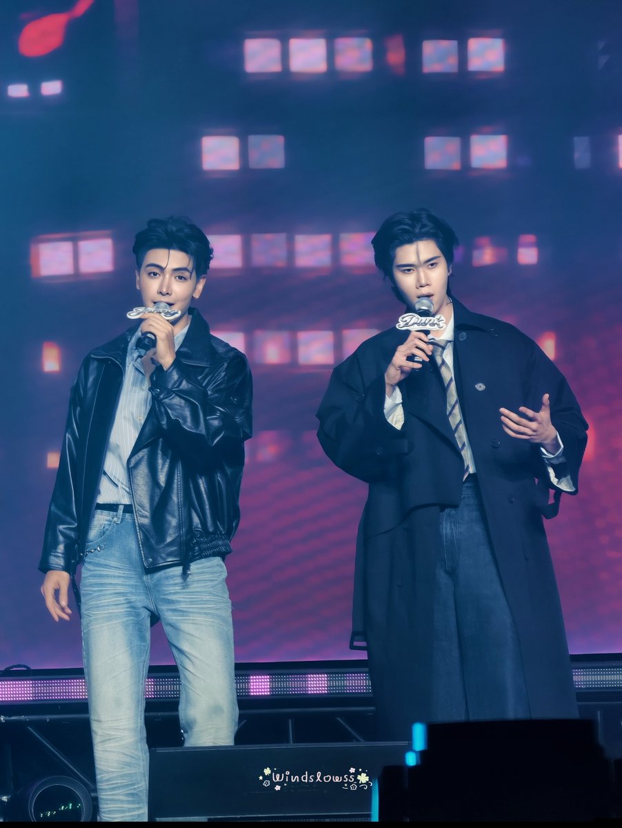 Amemi16's tweet photo. จุงดังหล่อมากกกก ✨

JOONGDUNK FANFEST AT MACAU
#GMMTVFanFestinMacau2026
#จุงดัง #JoongDunk https://t.co/UJsQV2NLNc