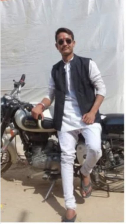 Sarwarkhan4mrj's tweet photo. @maharajganjpol जनपद के भारतखण्ड पकड़ी निवासी चंदन दुबे द्वारा मुस्लिम समुदाय व पैग़म्बर मोहम्मद ﷺ पर कथित आपत्तिजनक टिप्पणी का मामला सामने आया है।अनुरोध है कि निष्पक्ष जांच कर कानून के तहत कार्रवाई करने की कृपा करें। सामाजिक सौहार्द बनाए रखना हम सभी की जिम्मेदारी है।
@Uppolice https://t.co/IS0kMnwVIz