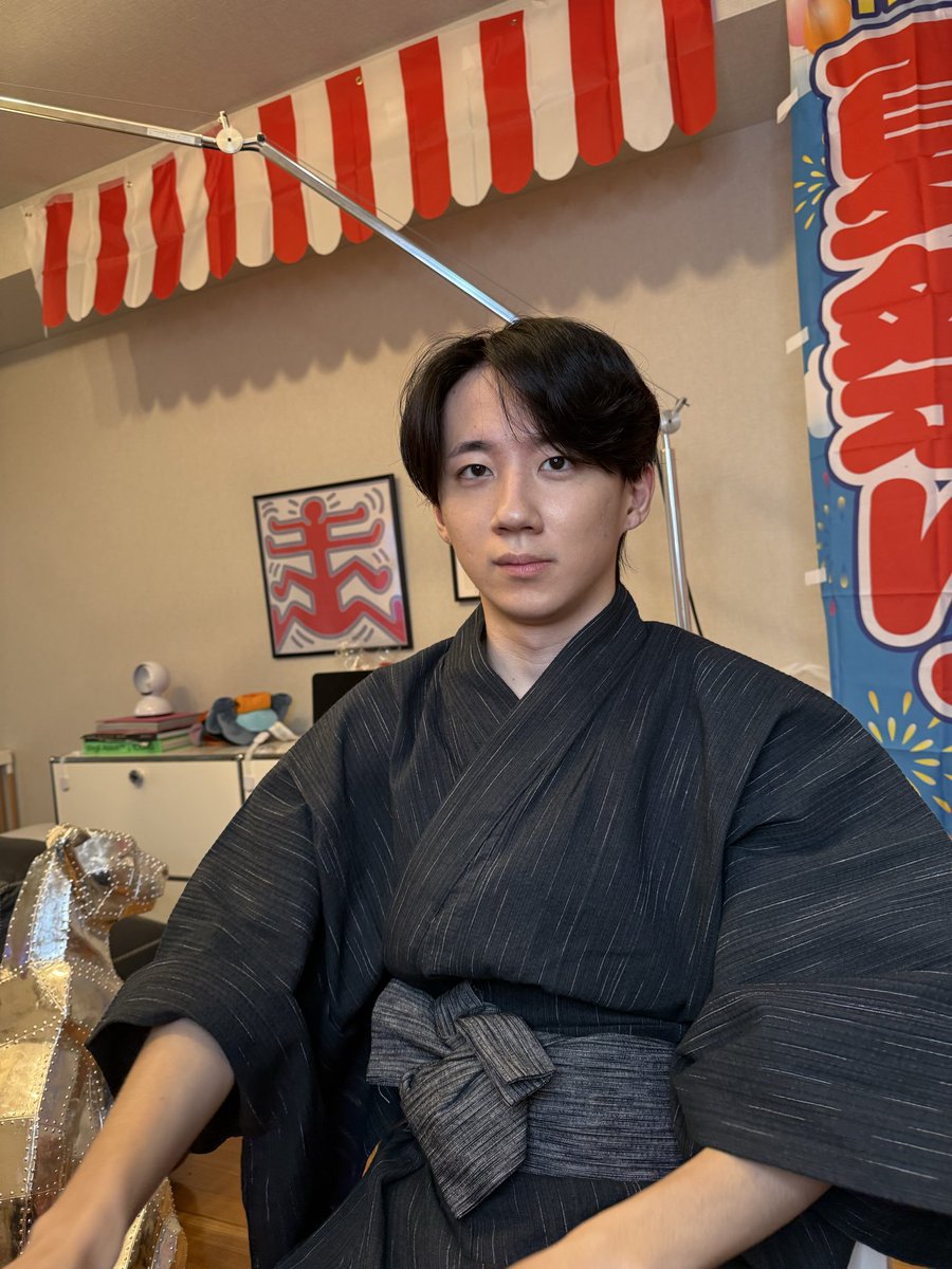 yomeckbi's tweet photo. 浴衣のメロ男をお納め下さい‼️‼️
土下座して撮らせて貰いましたよ‼️ https://t.co/Jnp3RUGaQY