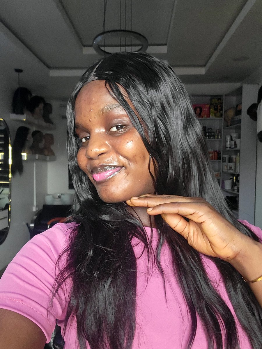 ngoziesther_'s tweet photo. Hi, I'm Ngozi. 🤎

I'm a blessing and a star. Without God I am nobody.

Happy Sunday Everyone. 💕 https://t.co/lppbrZZZiC
