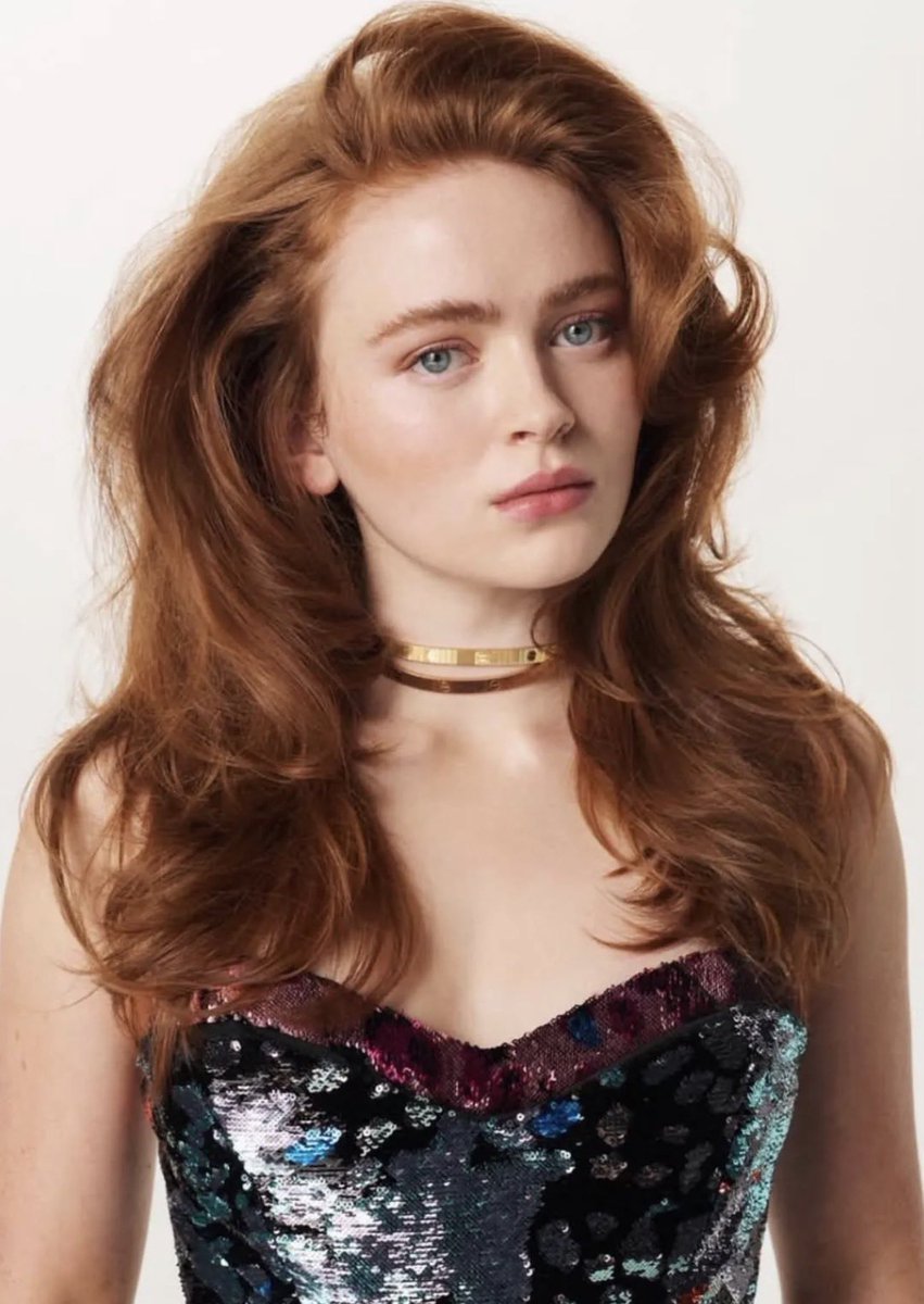 SoulofAish's tweet photo. Dakota Johnson or Sadie Sink?
who’s actually had the better acting career so far? 👀🎬
Don’t pick based on popularity. Pick based on the work. https://t.co/kRIJ0hy6W1