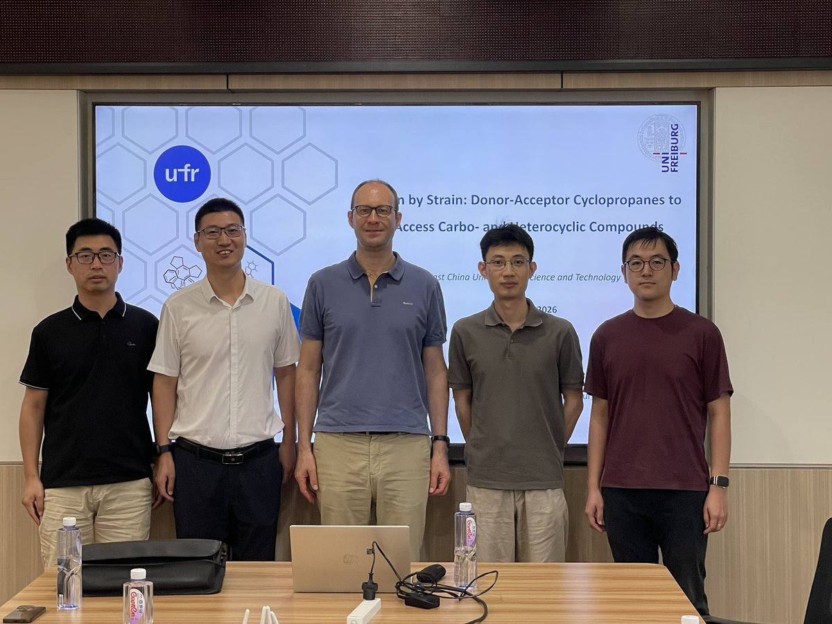 WerzLab's tweet photo. Thanks to Yang Li (Chongqing), Tao Shen (Jiao Tong University Shanghai) and Jun Zheng (East China University of Science and Technology) for hosting me that nicely @WerzLab @FreiburgChem @FreiburgChem during this lecture tour before heading to ISNA-21 in Beijing https://t.co/jBrcj1f7Lr