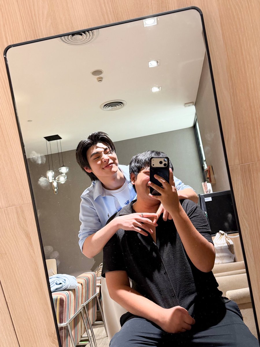 ronna_ronnachai's tweet photo. สุขสันต์วันเกิดน้องธีร์ 🎂🤍 
ขอให้น้องมีความสุขมากๆ ประสบความสำเร็จในทุกเรื่อง สุขภาพแข็งแรง น่ารักแสนดีแบบนี้ตลอดไปน้าาาา

#tthi_eks https://t.co/kmfX9UPpol