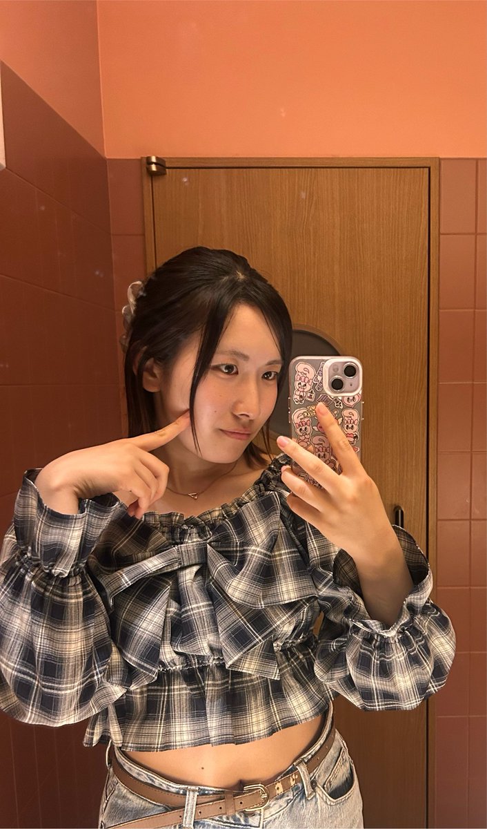 Reikachan88's tweet photo. みんな今日もおつかれいかー！！

📣 #れいポチ
まだの人お忘れなくだよー！！💖
1分もかからないからぜひここからとんで
⬇️投票ボタンをポチっ！！🩵💫⭐︎

https://t.co/ce1uMwV8WK https://t.co/RfDUWNK8Wf