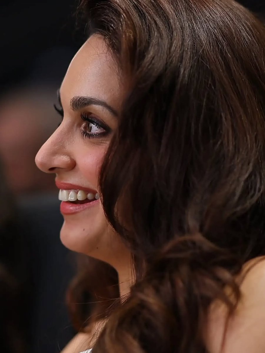 Kiara_Fan_Club's tweet photo. Kiara In White, Pure Perfection. 🤍✨ 

@advani_kiara #KiaraAdvani 
#ToxicTheMovie https://t.co/0kjV6RmVf1