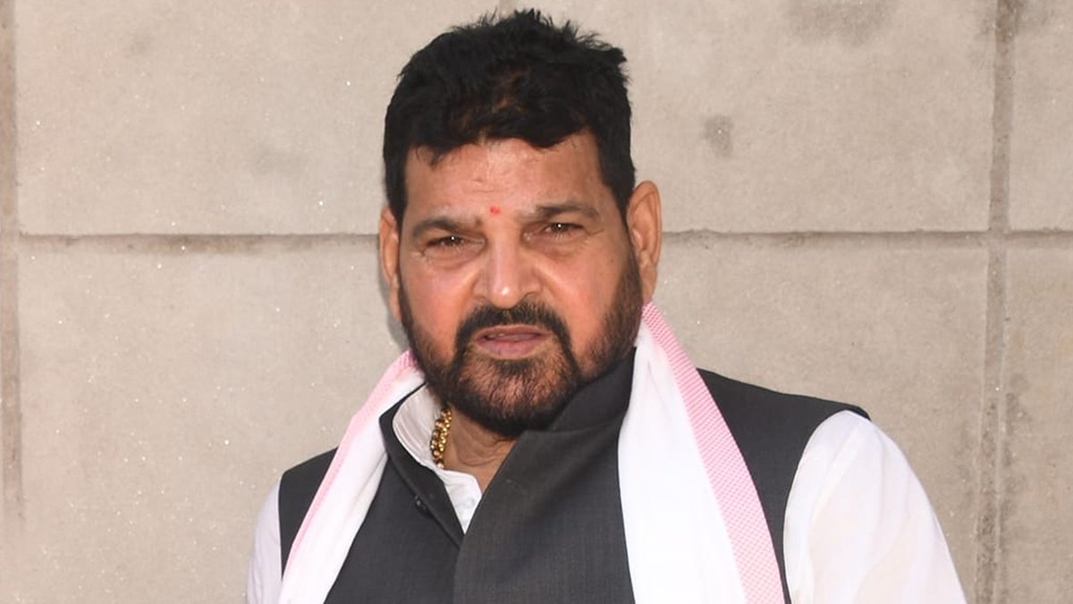 barandbench's tweet photo. #Breaking 
Delhi court says that the wrestlers' sexual harassment case against Brij Bhushan Sharan Singh was "false and fabricated" and "politically" motivated.

It adds that the allegations were made collectively at the instance of a woman wrestler who accused Singh of sexual harassment, a male wrestler and coaches of Mahadev Academy in a "deep conspiracy". 

@b_bhushansharan #Wrestlers #SexualHarassment