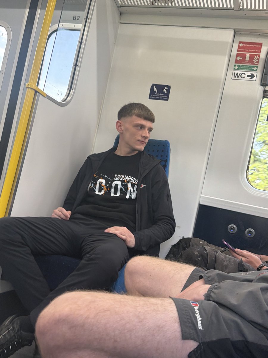 lancslad_90's tweet photo. Hot chav lads seen on the train from Manchester https://t.co/XBmCEgHj46