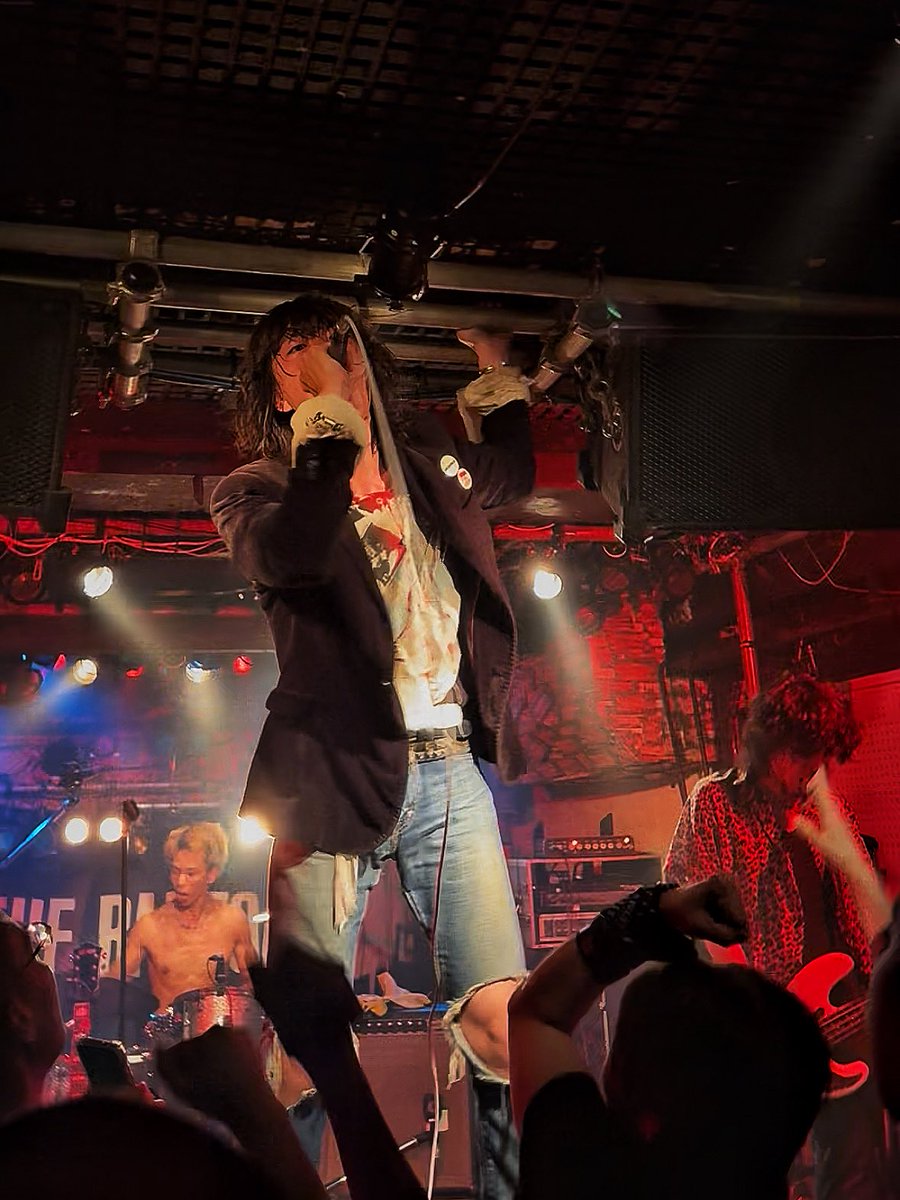 VelvetChloeW's tweet photo. お盆 Rock Action No.1: THE RAPTOLS vs. MELT4 📍下北沢ろくでもない夜☔️ ジャンルは違うけど、相性いいツーマン https://t.co/UnovBOSFK9