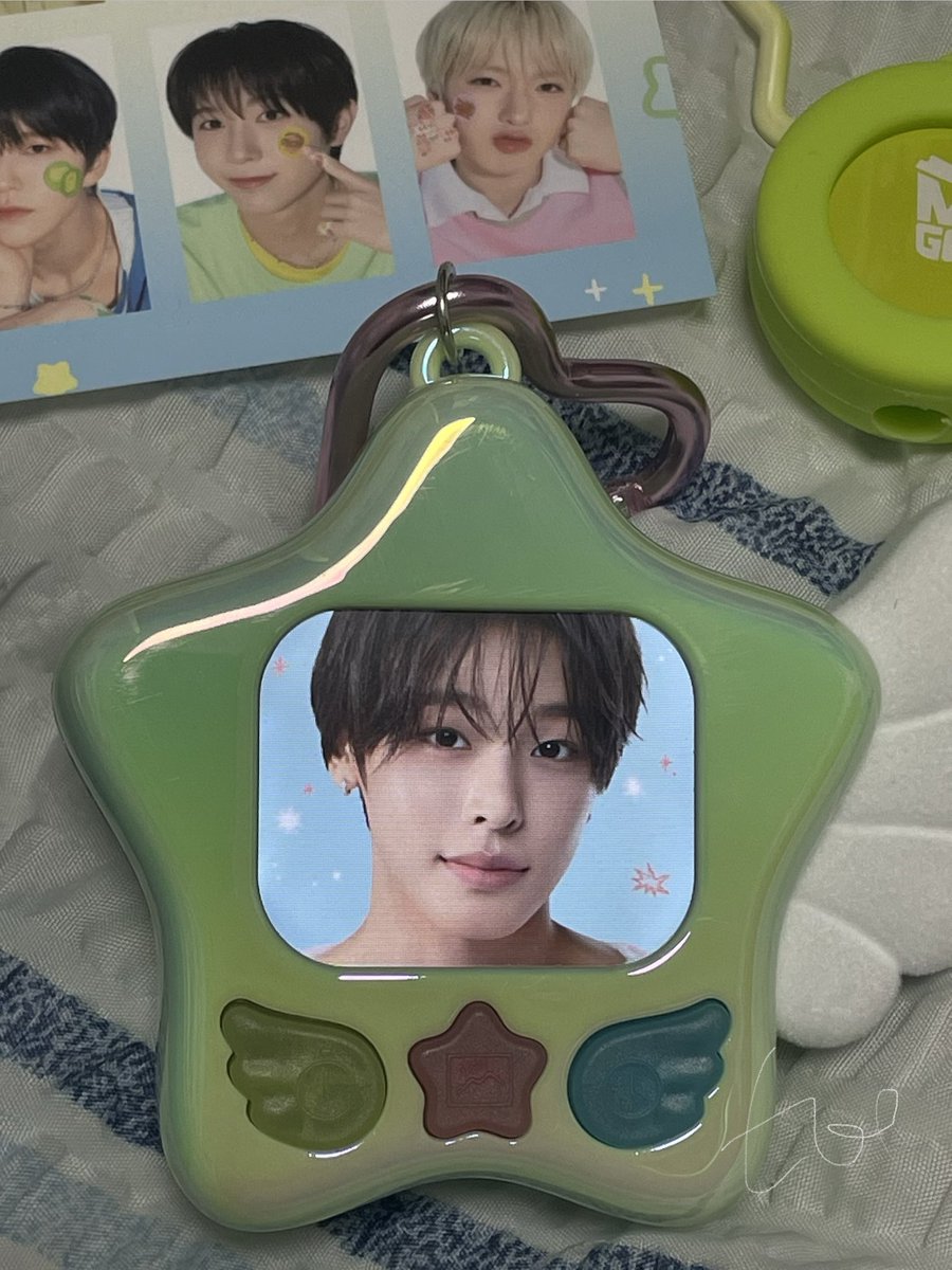 1nt0odeep's tweet photo. 메가 엠디 너무 기엽도다 https://t.co/TWWwdwvyka