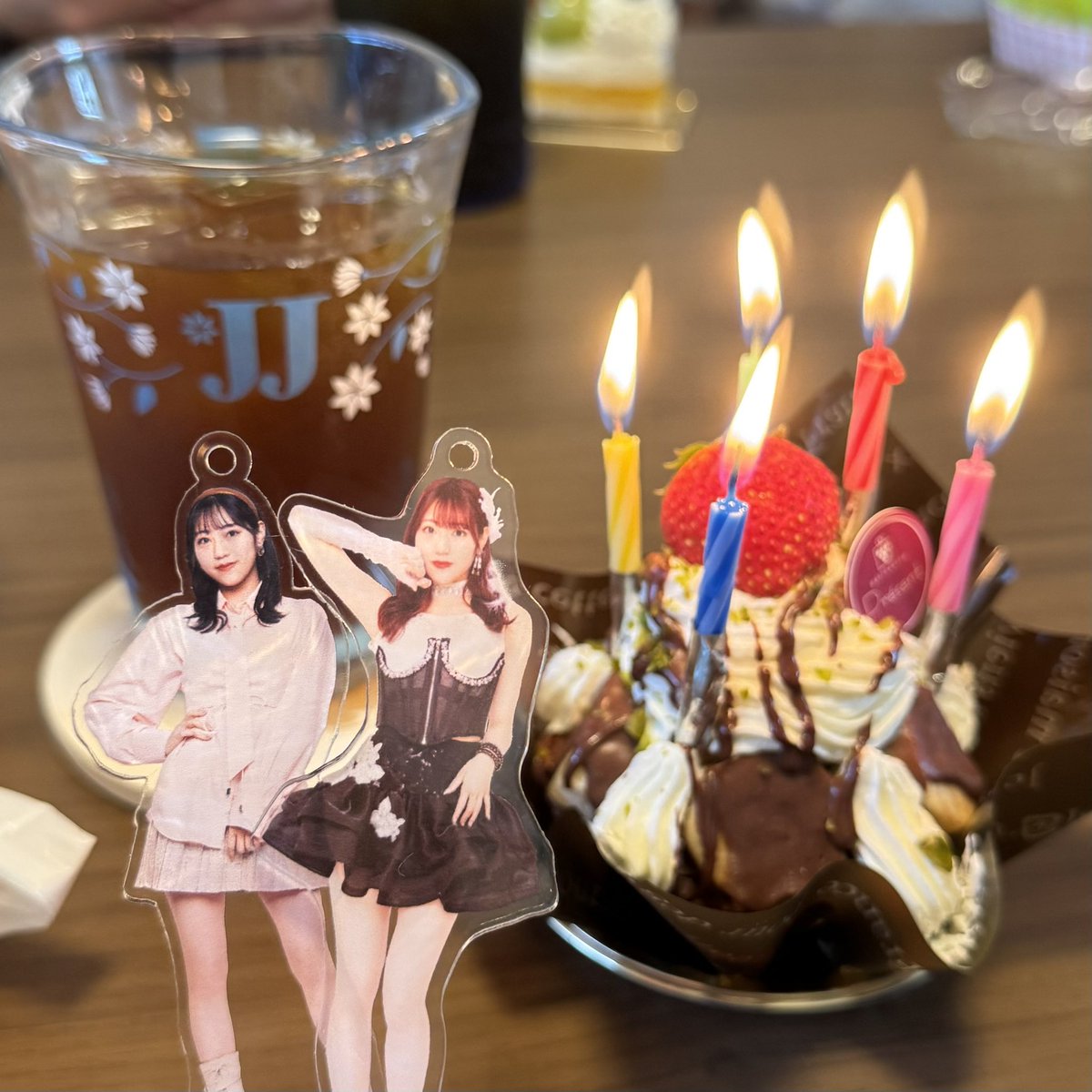 x__xhello's tweet photo. うれし〜ありがとうございます😭😭🤍💙💜💛 https://t.co/THmXOWTZnR