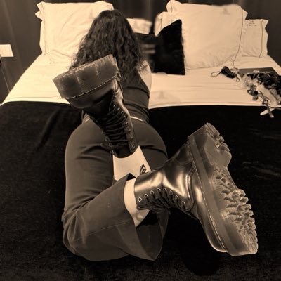 ukneel4ever's tweet photo. #NewProfilePic https://t.co/d4kE2Ie0ZF