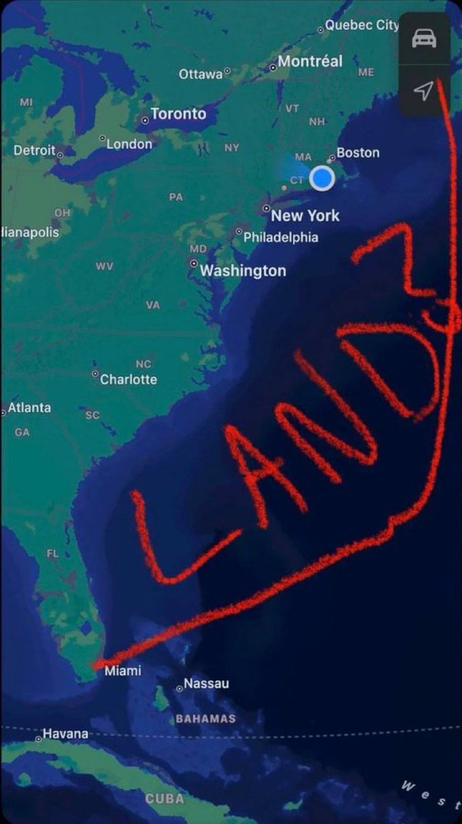 JoySam04's tweet photo. Can someone honestly explain what’s stopping us from filling in all this ocean with land and making America even bigger? https://t.co/hxLPWyBIGR