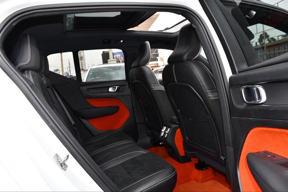 Felistakare's tweet photo. #BusiaUDAGrassroot 

2019 VOLVO XC40 T4 R-DESIGN AWD

Asking Ksh 4,170,000 ONO!!!

✓ 2.0L Turbo Petrol
✓ AWD – All Wheel Drive
✓ R-Design Sport Package
✓ Panoramic Sunroof
✓ 8-Speed Automatic
✓ 5-Seater
✓ Advanced Volvo Safety Features

CALL/WHATSAPP 0717-894-210 https://t.co/agAnqR13RF