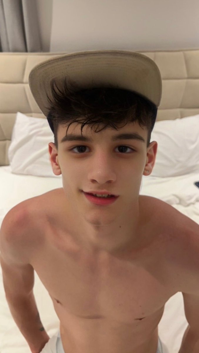elyxtwinkvk's tweet photo. Full videos on channel: https://t.co/9HOYq7VNxU https://t.co/ATMbABOYRG