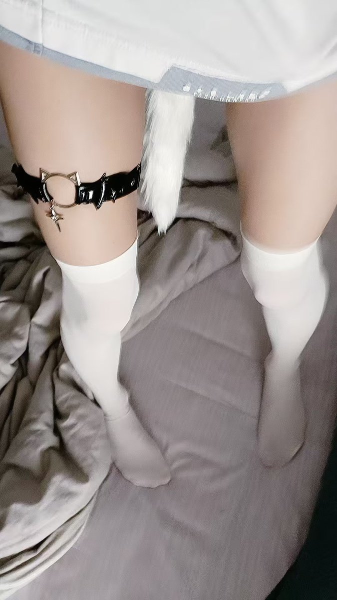 xxxtemo5's tweet photo. 不想努力了，🙄来个人带我走吧
很好养的
#男娘 #伪娘 #雌堕 #可爱的男孩子 https://t.co/wgxQdt3IEZ