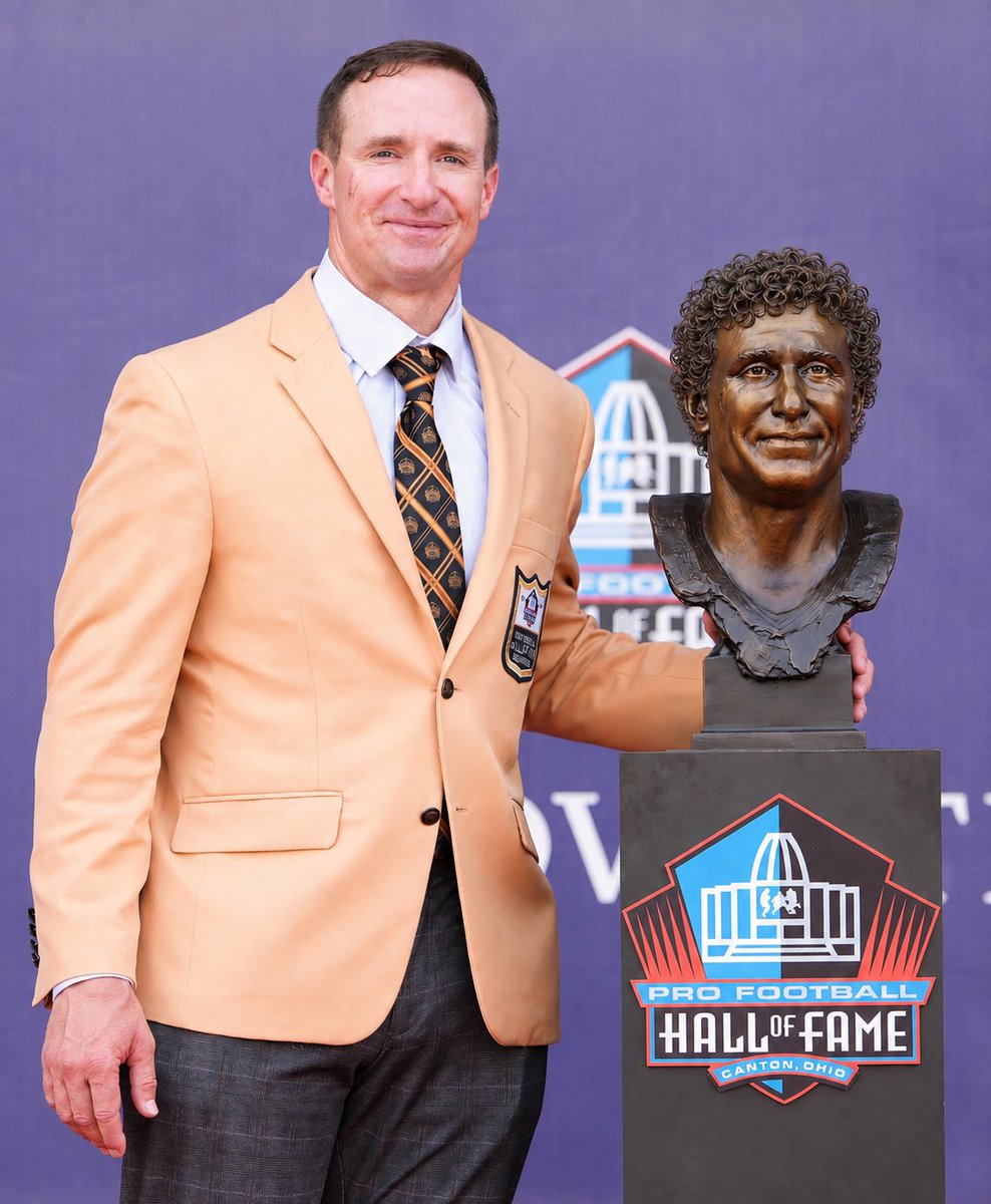 CaptPoopPants's tweet photo. #drewbrees #HOF #neworleansaints congrats @drewbrees https://t.co/htJwRAQOGq