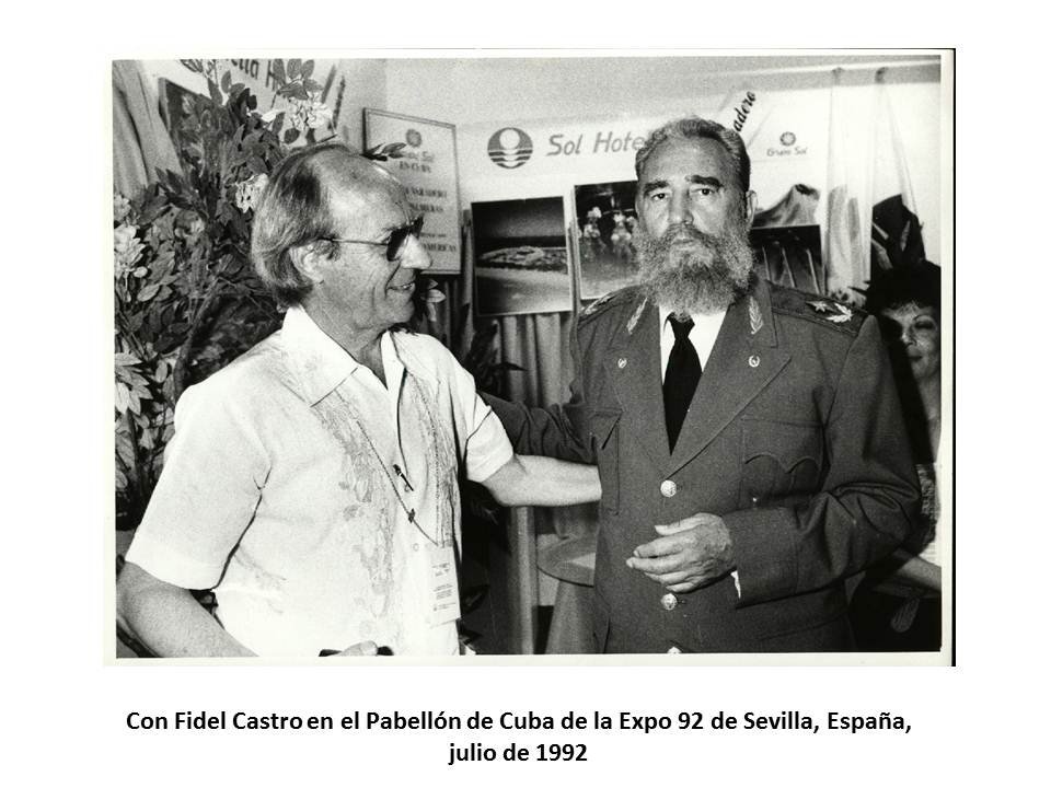 cubadebatecu's tweet photo. 💚 Esta semana los convocamos a enviar fotografías con el Comandante en Jefe Fidel Castro, para una nueva Tira de los Lectores.  https://t.co/X8GIcRL6tz https://t.co/pDT8YQ4XXj