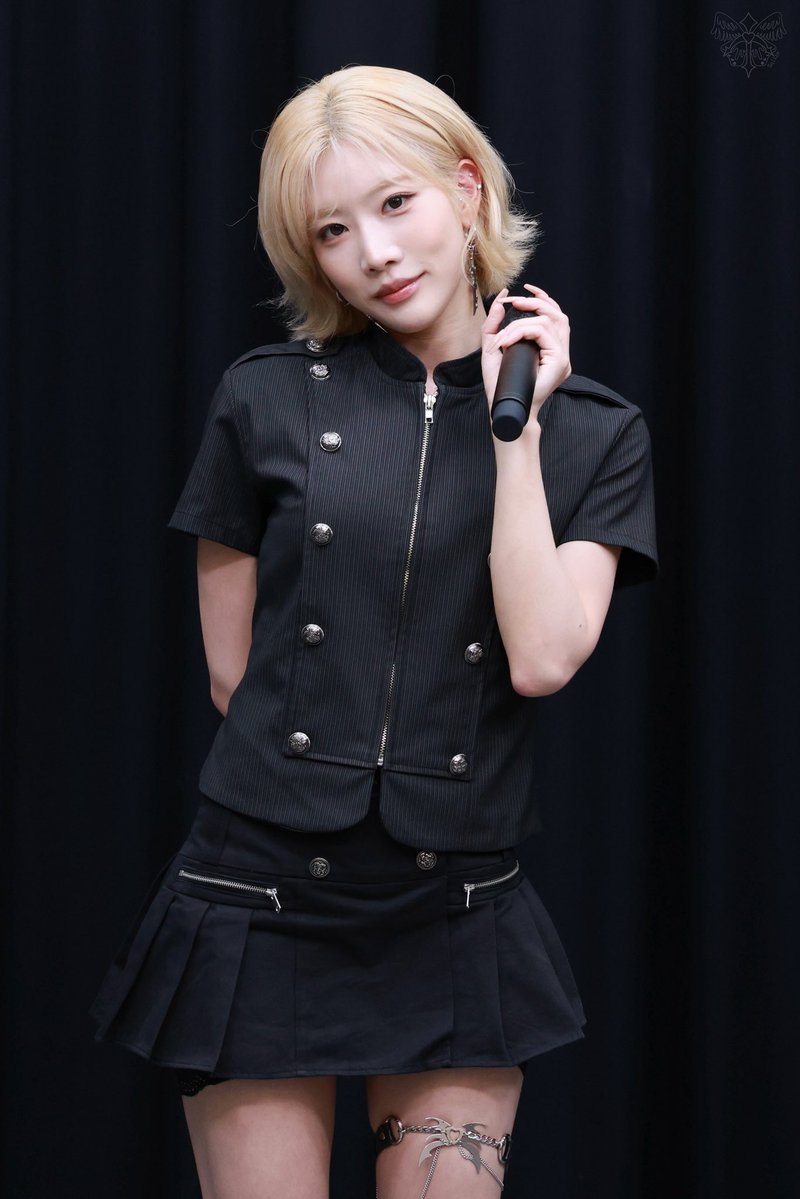 SaltieQQ's tweet photo. 260809
#김립 #KimLip
#아르테미스 #ARTMS https://t.co/uFWltrO9Sw