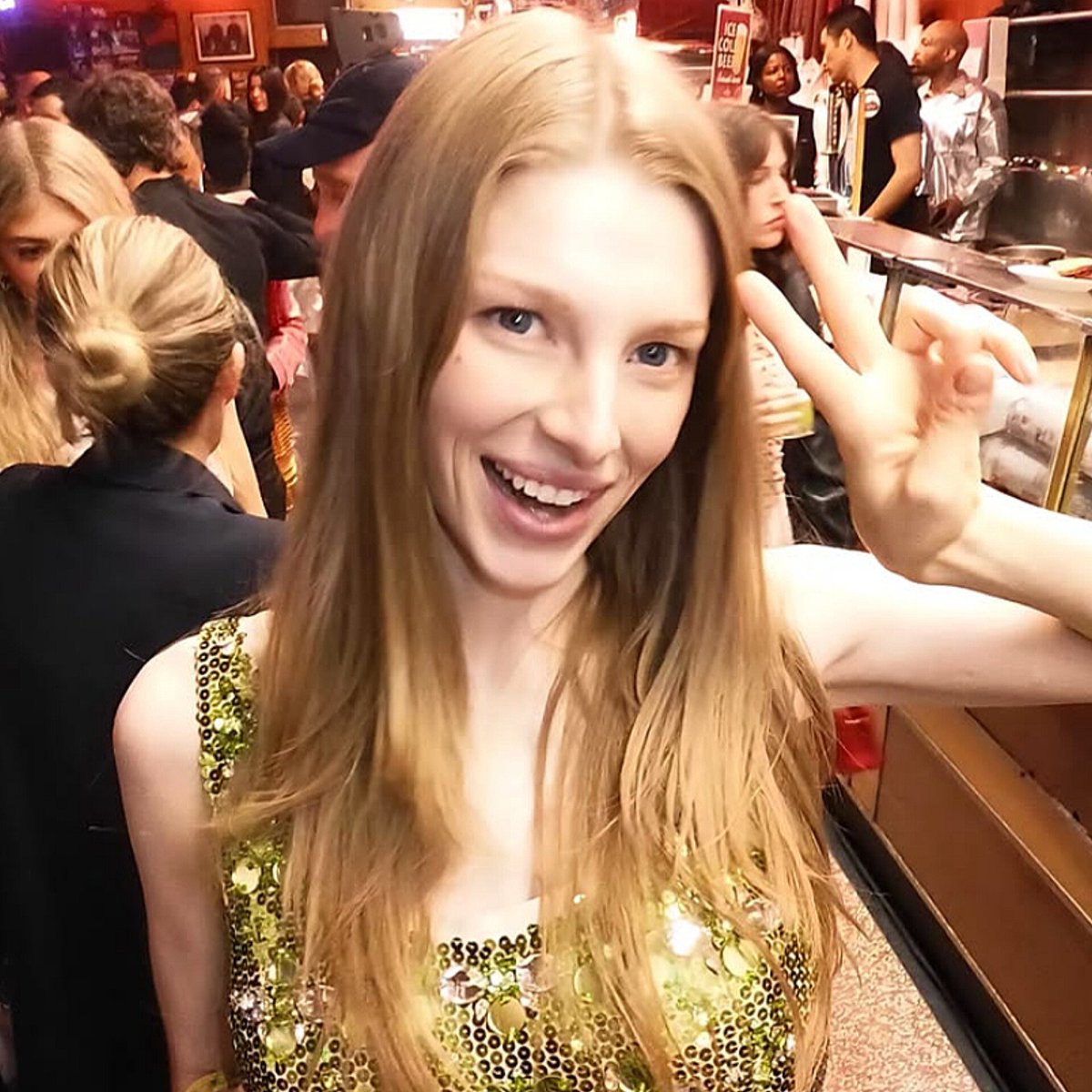 schafersource's tweet photo. emma mackey stated that hunter schafer is one of her current fashion crushes 😍

"she's amazing. anytime she appears, she's just a vision of excellent taste." https://t.co/q8xwZtj6JL