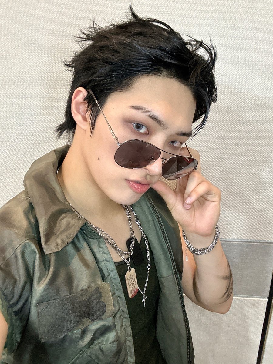 ATEEZofficial's tweet photo. [📷] TODAY ATEEZ

민기 Dinero 무대 보고 반한 티니!
Make some noise 🔊🔊

#TODAY_ATEEZ #ATEEZ #에이티즈 https://t.co/bfPeY3iJNc