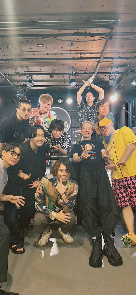 zero023 tweet picture