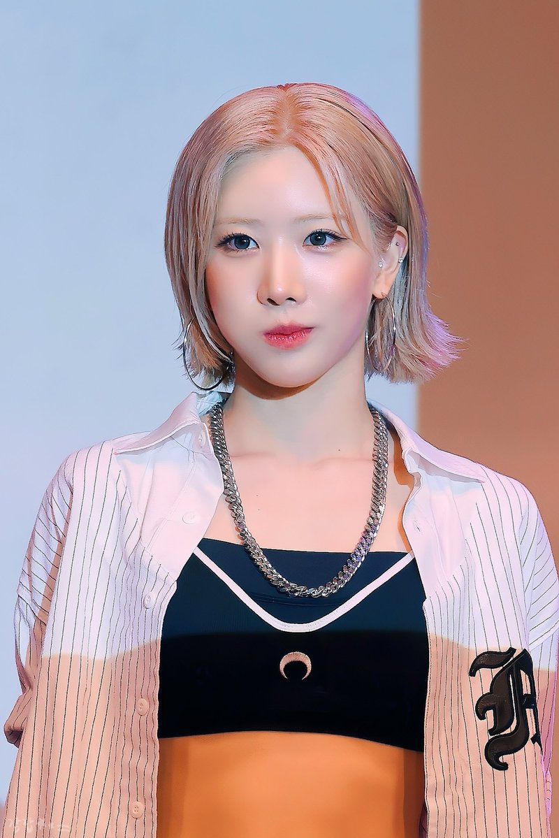 nada_llama's tweet photo. 260804
버거조아강아지🐶
#김립 #KimLip #아르테미스 #ARTMS https://t.co/5GRKdBl6jA