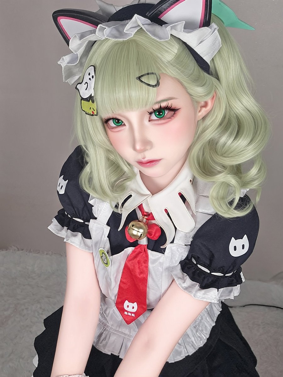 LAVI_COS0's tweet photo. 요즘 유행하는 AI 코스프레 보정 어플 사용해봤는데
너무 가공적이고 내가 아니라서 별로 ... https://t.co/RGnywQxOgl