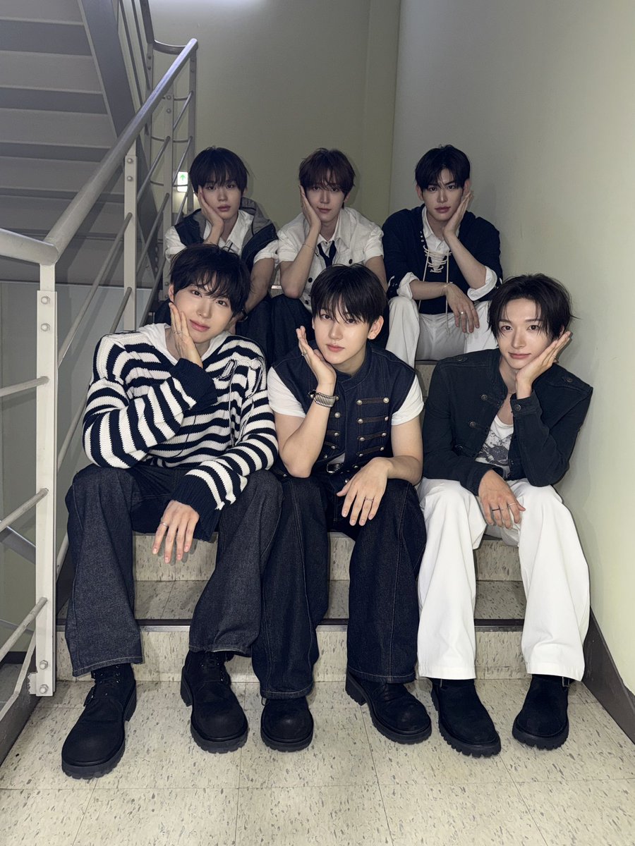 kickflip_jype's tweet photo. 📸ᴋɪᴄᴋᴋɪᴄᴋᴅᴀʏ

260809
2026 SBS 가요대전 SUMMER

#KickFlip #킥플립 https://t.co/bHkC3LUT0w