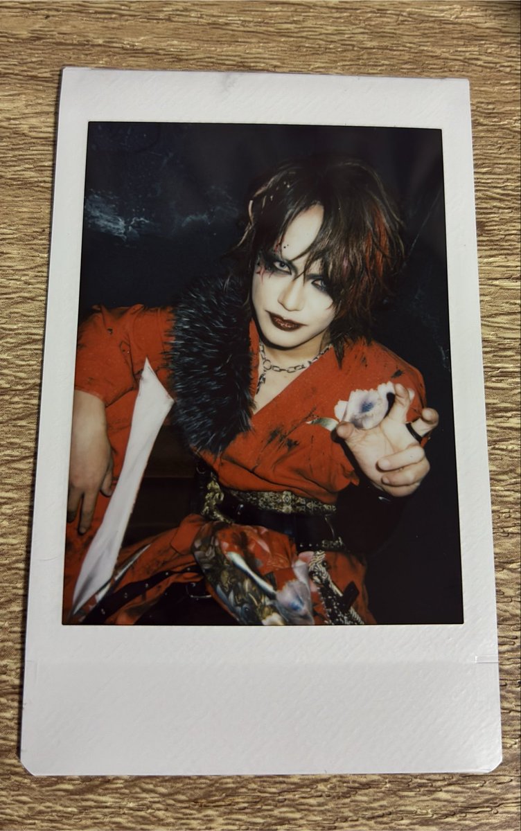 smzk_mn's tweet photo. チェキ交換またはお譲り希望

二十討ち

8月9日(日)
柏PALOOZA
Azavana 当日チェキ
【譲】諒平さん
【求】Яyuさん　または定価＋送料

お気軽にDM、リプライください。 https://t.co/4sLZcvCRvb