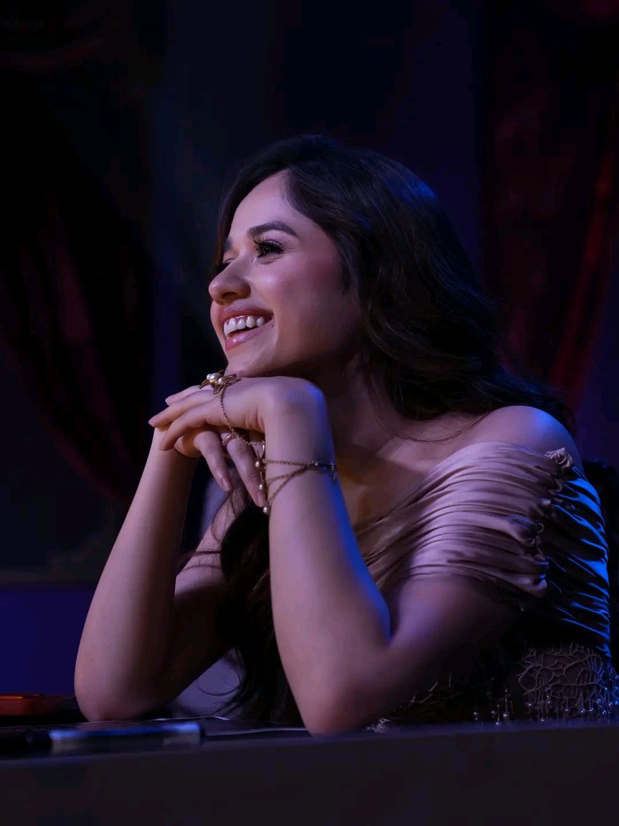 a26569's tweet photo. From auditions to the judgebs chair- what an incredible journey! 🔥 Truly the definition of hard work paying off.🙌
Super excited fot Sabse Bada Dramebaaz..🤩 @jannat_zubair29 

#Jannat #JannatZubair #Jannatians #jzee #SabseBadaDramebaaz #KukuTv https://t.co/vmxwyDazBq