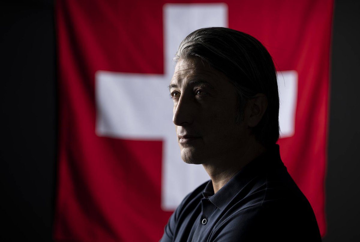 Garmadder's tweet photo. putain si j'avais eu cette photo sous la main pour la fête nationale j'aurais été encore plus intankable qu'actuellement

*yodeling intensifies* https://t.co/fvRCqaslIW