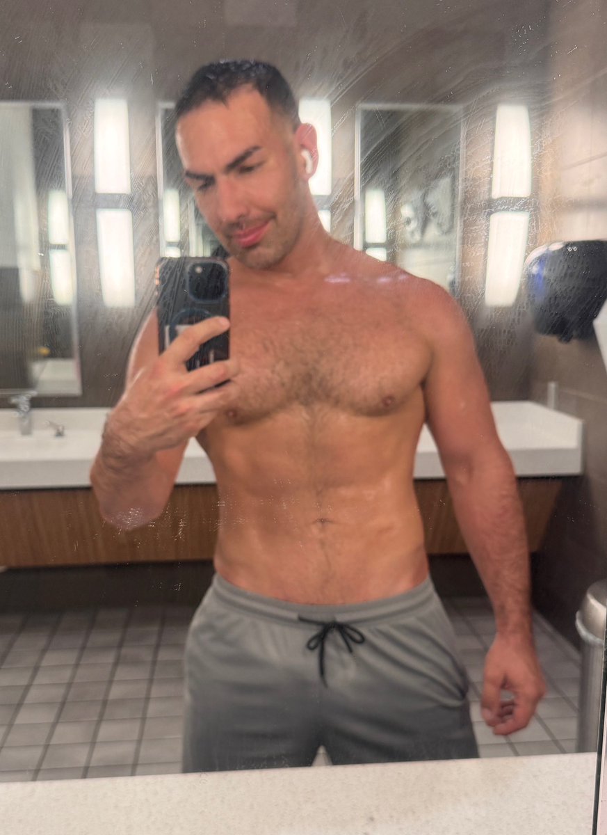 rugb86's tweet photo. #Progress #gettingcut #gym #workout https://t.co/YAgtlcHOKq