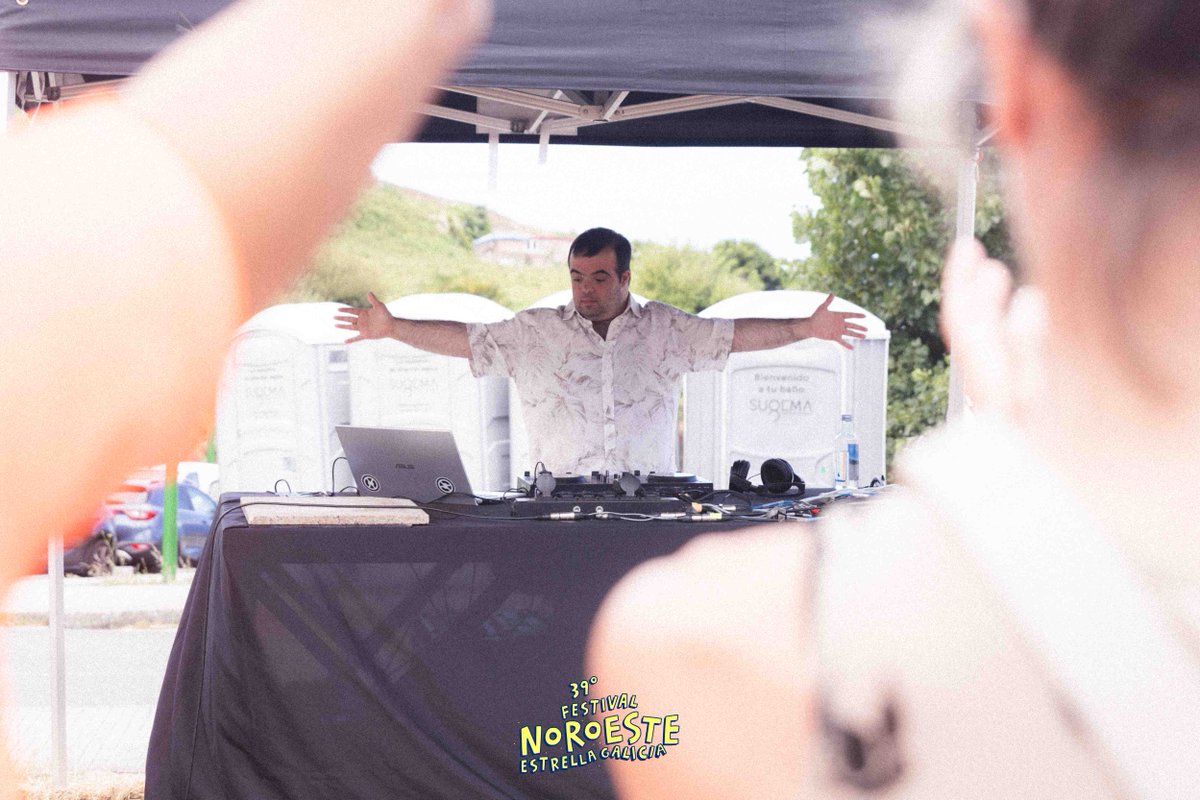 FestNoroesteEG's tweet photo. #XXXIXFestivalNoroesteEstrellaGalicia
🗓️ 9 de agosto
📍 O Portiño
🎼 Rey Dj
#FestivalNoroeste #EstrellaGalicia #SomosNoroeste 🌊 @ConcelloCoruna @Cultura_Coruna @Depucoruna @Turgalicia @estrellagalicia https://t.co/ckUxb3cFY9