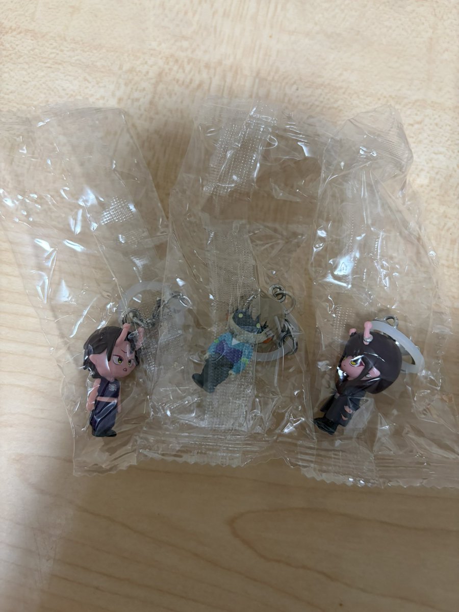 ririri_staaay's tweet photo. ミルキーサブウェイ めじるし アクセサリー 交換 ガチャガチャ カプセルトイ 銀河特急

譲：カナタ、アカネ、マックス
求：カート>チハル

📮普通郵便、同日発送
まとめての方優先 検索からでもお気軽にリプお願いします。 https://t.co/wtVG6wKwca