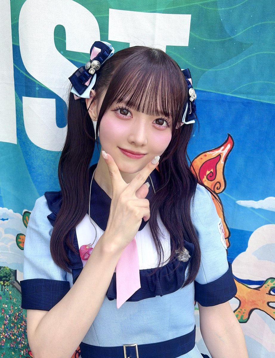 momonamatsumoto's tweet photo. おやすみコメントしてから寝てね💭
どっちすき？🎀

⬅️ライブ前                 ライブ後➡️ https://t.co/RbbmAuRA83
