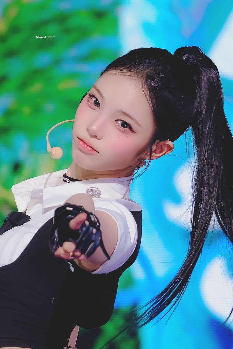codeiann's tweet photo. hari ini ian sibuk bgt jadi mc, perform grup, terus special stage huhu youre doing great dd.... istirahat dan jangan lupa mam bingsu yaaa sbg self reward https://t.co/HPwFcod8lB