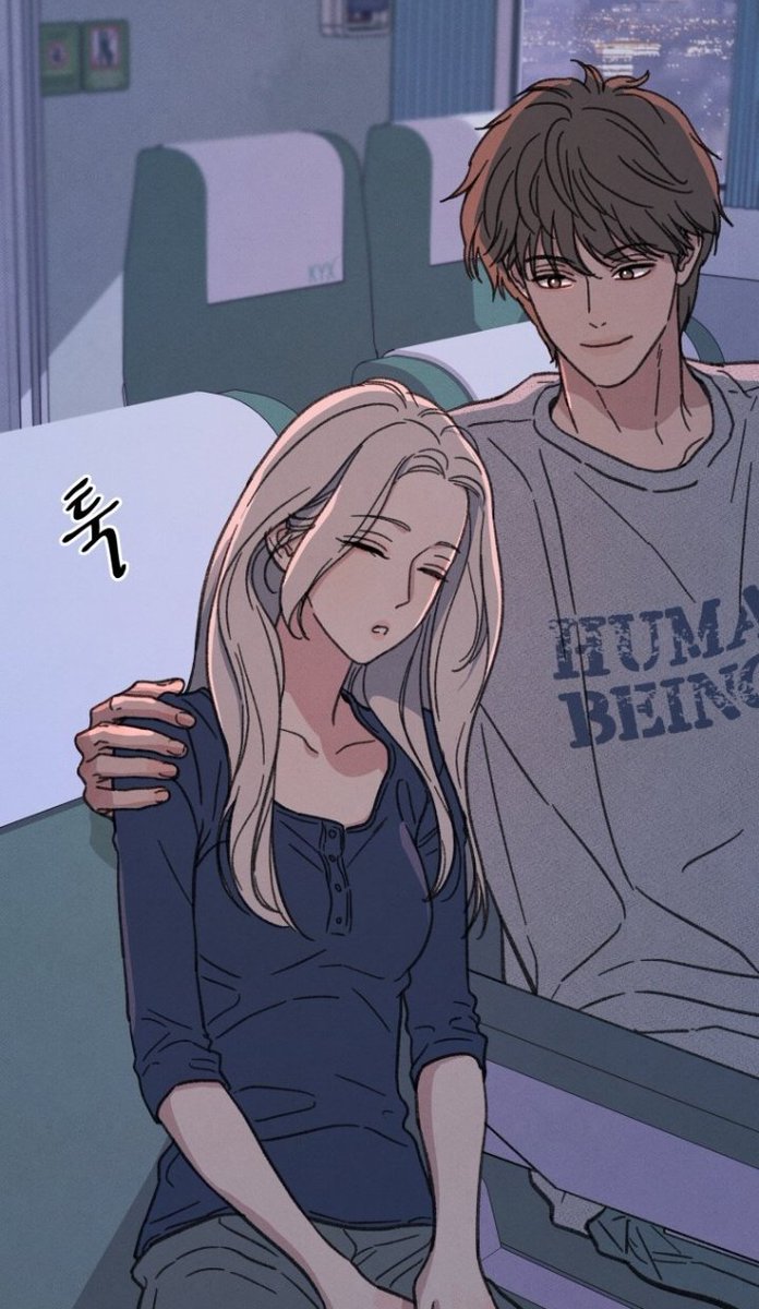 Urfavgirlxoxo1's tweet photo. With him, she can feel safe, loved, and like the most important person in the entire world Oh, to be loved like this🥺 https://t.co/tWBHWyTlHO