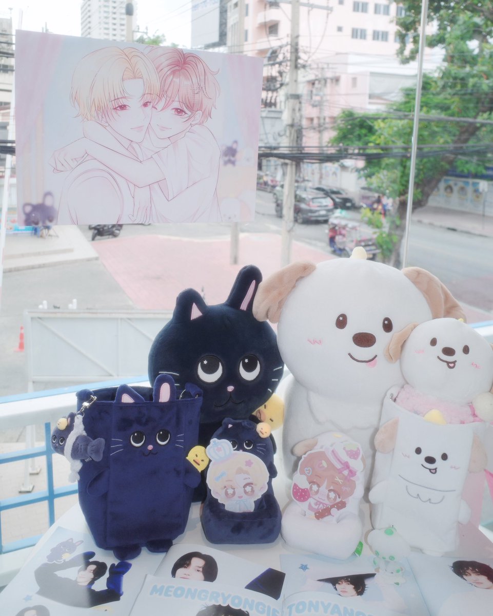 biebartin's tweet photo. ขอบินไปด้วยน้า เพราะ บินตัน 😽♥️

#flywithnenton #302321cafe https://t.co/4ezRLLTUdq