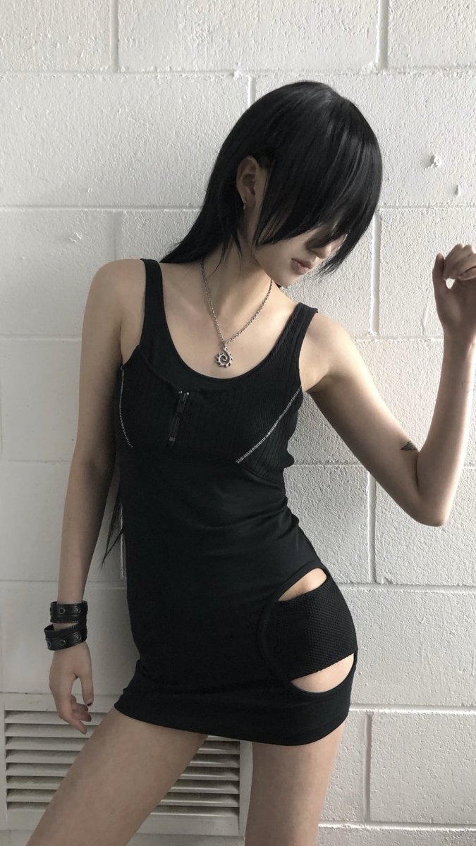 Arcging's tweet photo. 저 이렇게 샀어요 🕸️🕷️🖤
(잘 어울리겠다고 해 주세요...) https://t.co/62nlo2EvWP
