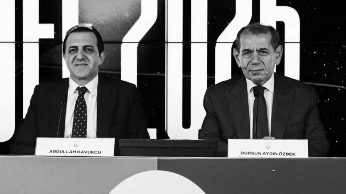 yes_context_gs_'s tweet photo. Sattığınız şampiyonluğu Aziz Yıldırım çıkıp yapıyı yıktım, şampiyon yaptım diye pazarlayacak, biz de sizi o koltuklarda oturtacaz öyle mi? https://t.co/oDWiqlIEsp