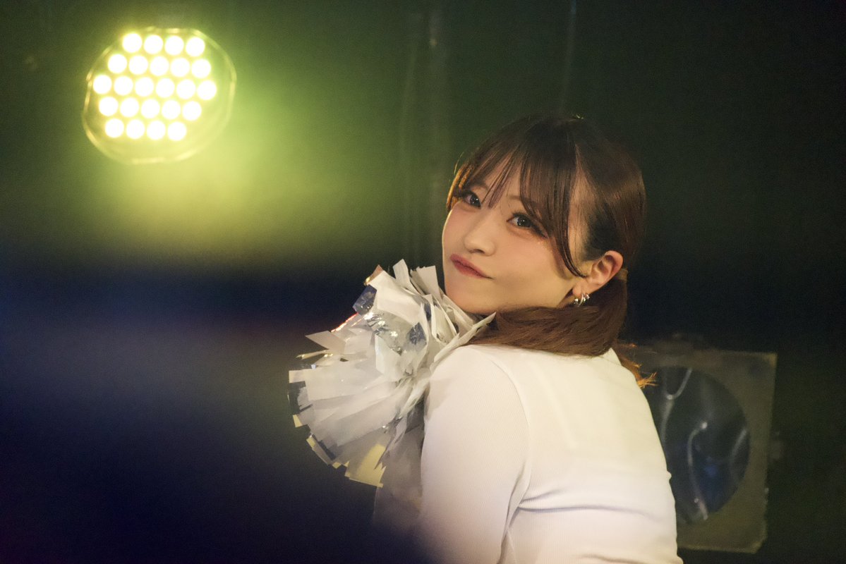moriko1211's tweet photo. ここまで楽しそうに踊る人を見てたら、こっちまで楽しいし、素敵な時間になる。
やっと写真整理が終わって、徐々に投稿していきたい🥺︎
#shi-h☆
#推し活
#写真沢山投稿したい😳 https://t.co/e6sm7cNsT1